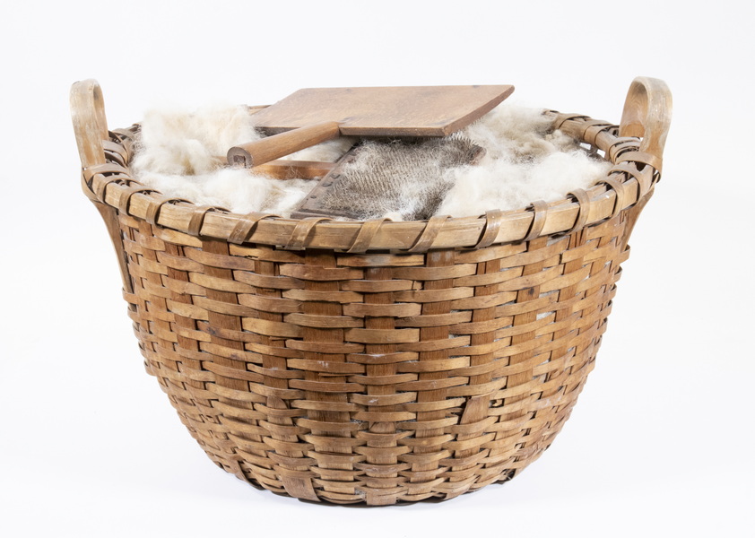ANTIQUE SPLINT BASKET WITH UNCARDED