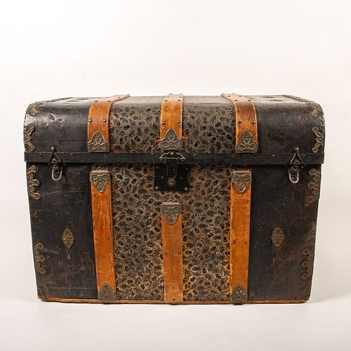 ANTIQUE STAGECOACH STEAMER/TOY