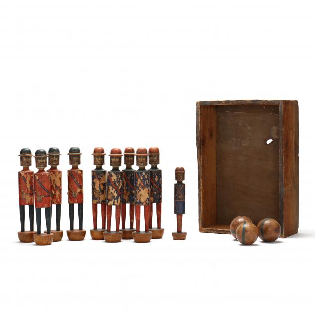 ANTIQUE TEN-PIN SKITTLES SET Late