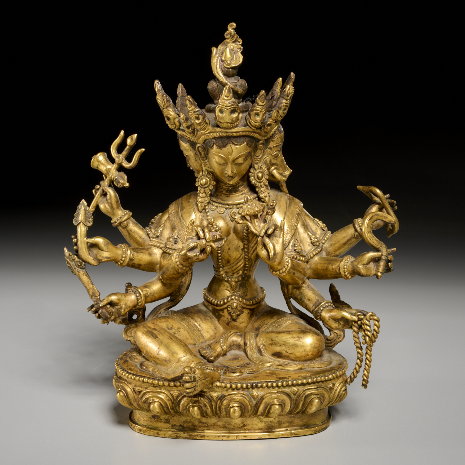 ANTIQUE TIBETAN GILT BRONZE