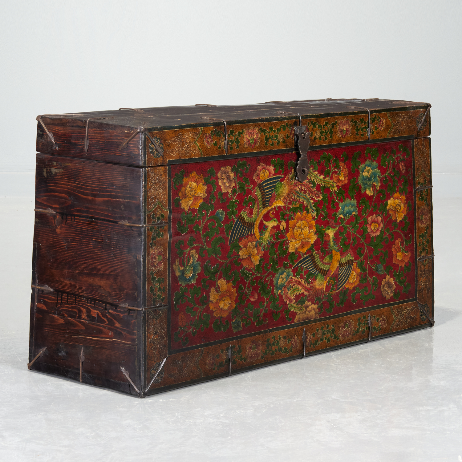 ANTIQUE TIBETAN PAINTED WOOD