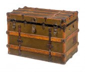 ANTIQUE TRUNKGood original con