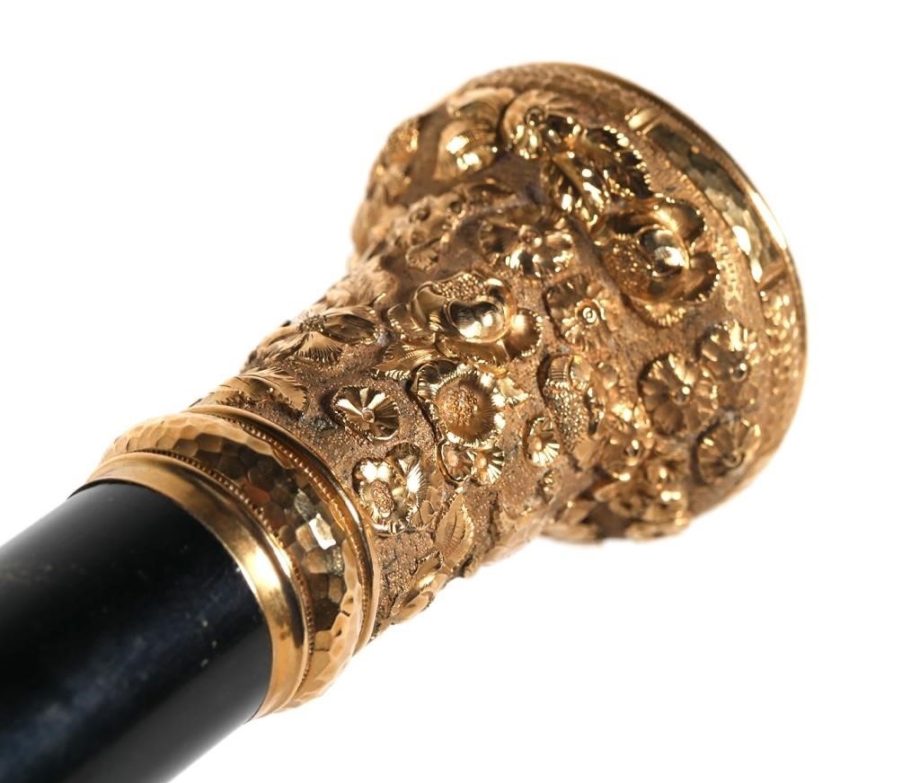 ANTIQUE VICTORIAN GOLD HANDLE