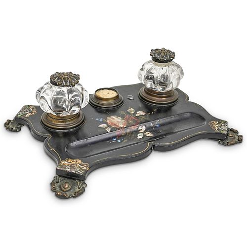ANTIQUE VICTORIAN PAPIER MACHE