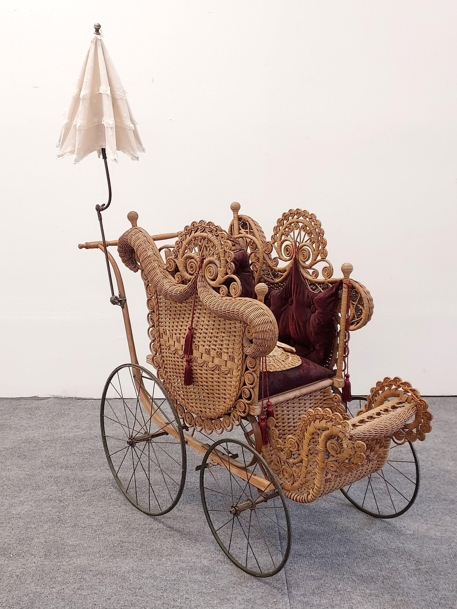 ANTIQUE VICTORIAN WICKER PRAM