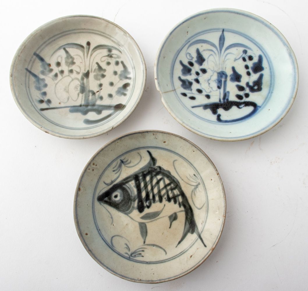 ANTIQUE VIETNAMESE BLUE WHITE
