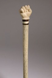 ANTIQUE WHALE IVORY CLENCHED F