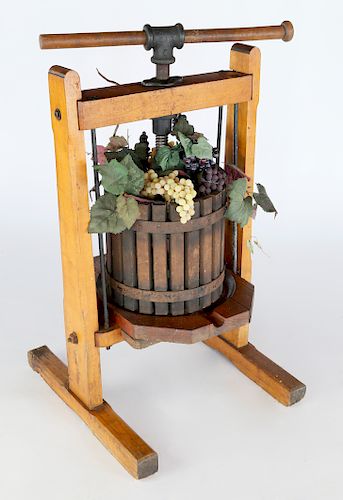ANTIQUE WOOD AND IRON WINE