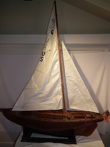 ANTIQUE WOOD POND MODELLarge