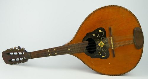 ANTIQUE WOODEN 6 STRING