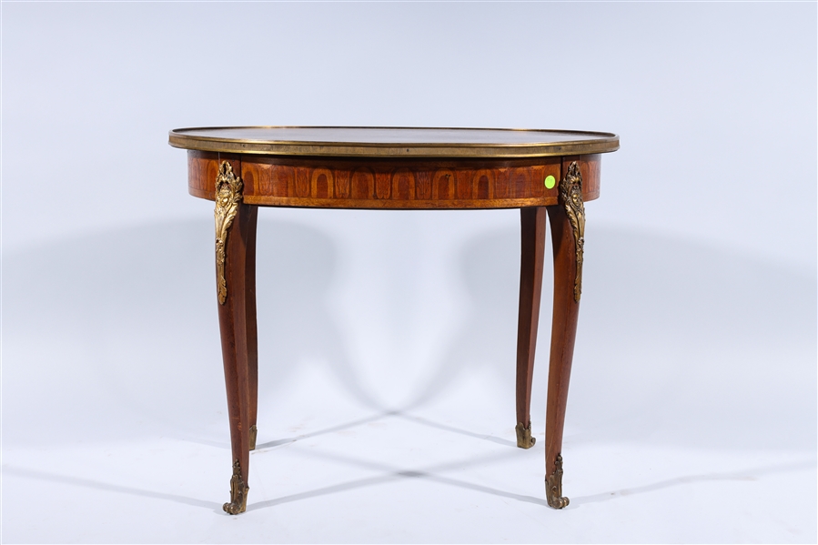 Antique wooden queen anne end