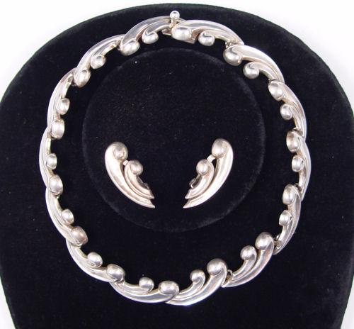 ANTONIO PINEDA CHOKER NECKLACE &