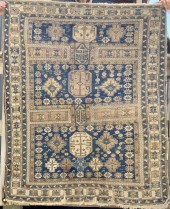 ANTQUE ORIENTAL PRAYER RUG. Or