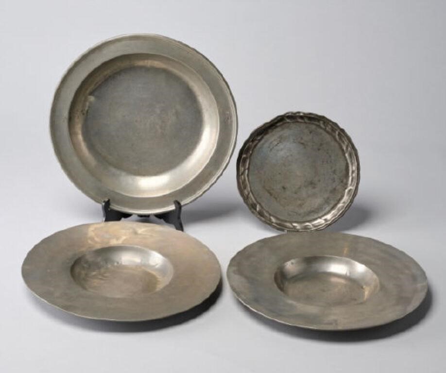 ANTQUE PEWTER WAREThree large