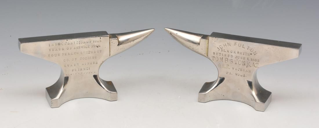 ANVIL BOOKENDS, PRESENTATION G.A.R.