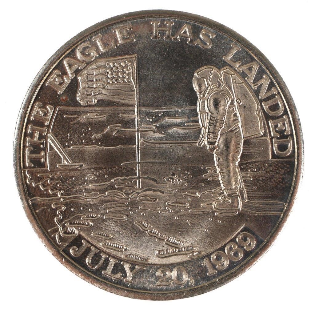 APOLLO 11 COIN SPACE FLOWN