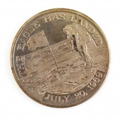 APOLLO 11 COIN SPACE FLOWNFlig
