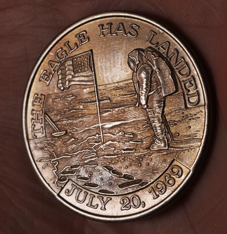 APOLLO 11 COIN SPACE FLOWNFlight