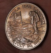 APOLLO 11 COIN SPACE FLOWNFlig