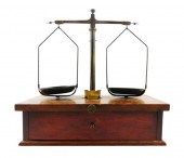APOTHECARY JEWELER SCALE BY DA