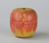 APPLE CONTAINERA wooden contai