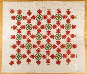 APPLIQUE OAK LEAF WREATH QUILT