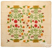 APPLIQUé POTTED FLOWER QUILT,