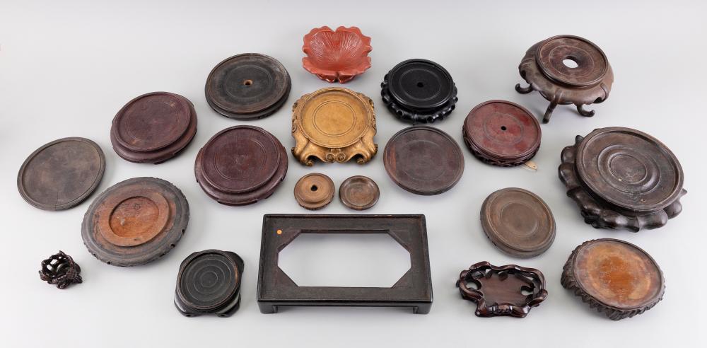 APPROX. FIFTEEN CHINESE WOOD AND