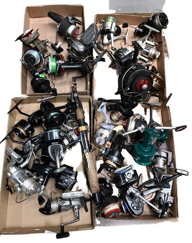 APPROXIMATELY 34 SPINCAST FISHING