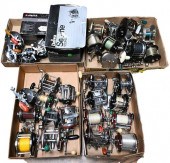 APPROXIMATELY 35 PIECE LOT OF