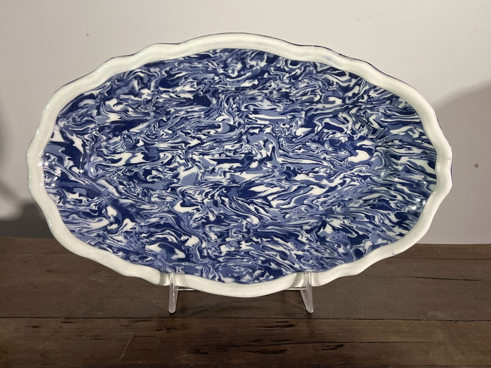 APT FAIENCE OVAL TRAYAn oval