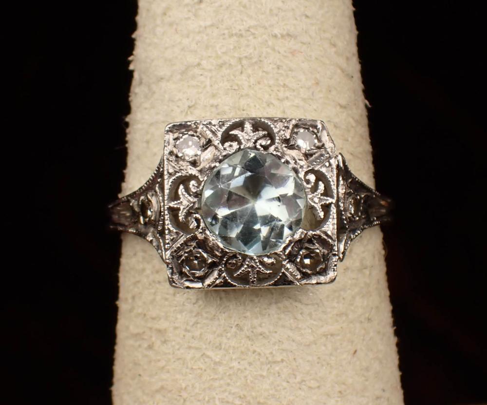 AQUAMARINE, DIAMOND AND PLATINUM