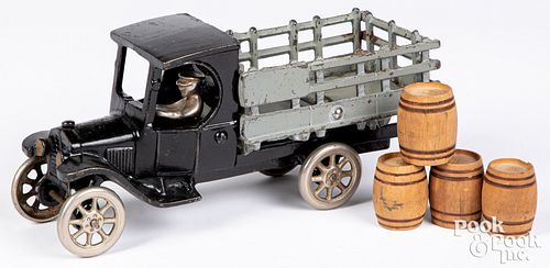 ARCADE CAST IRON STAKE BACK MODEL T