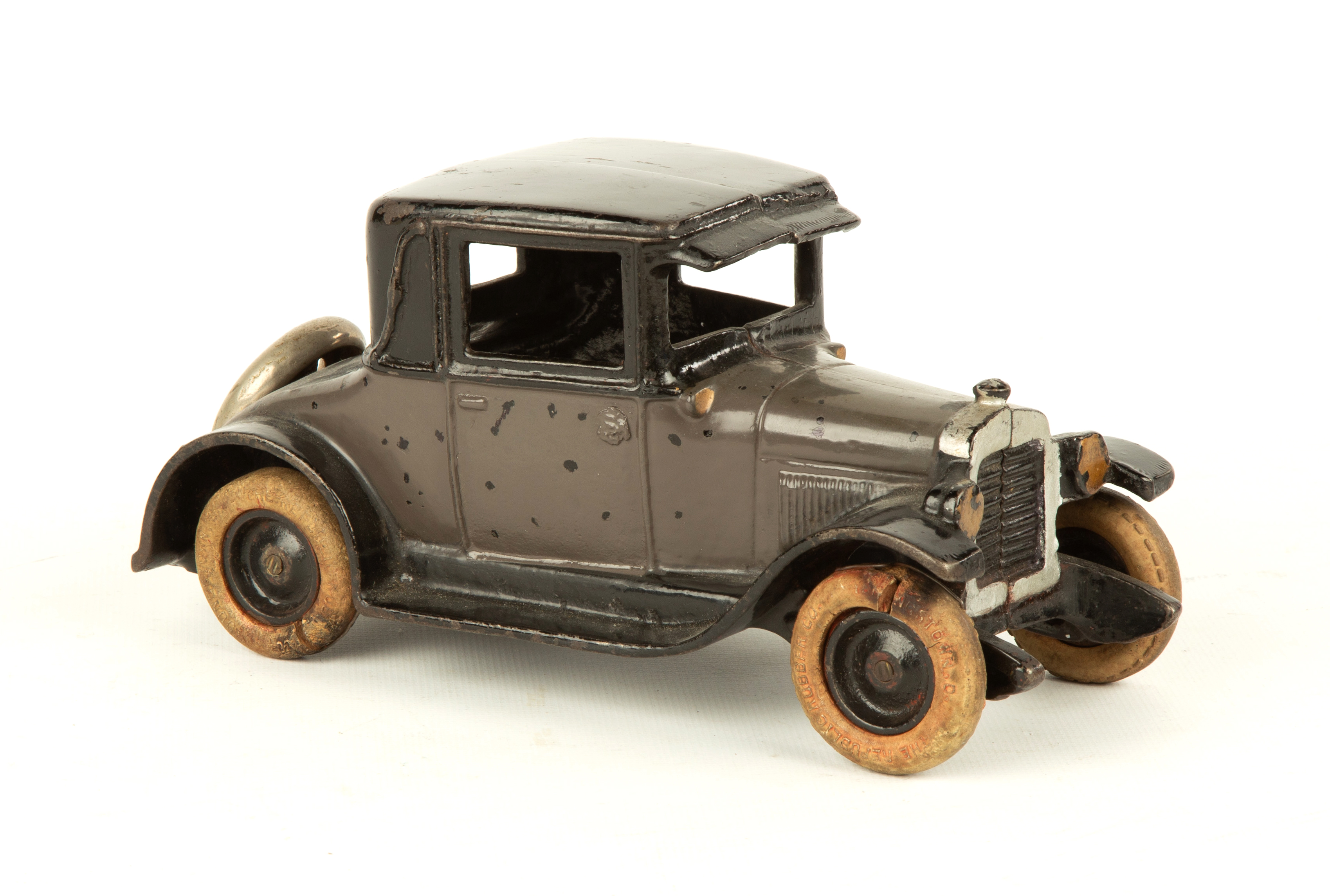 ARCADE CHEVY COUPE CAST IRON TOY