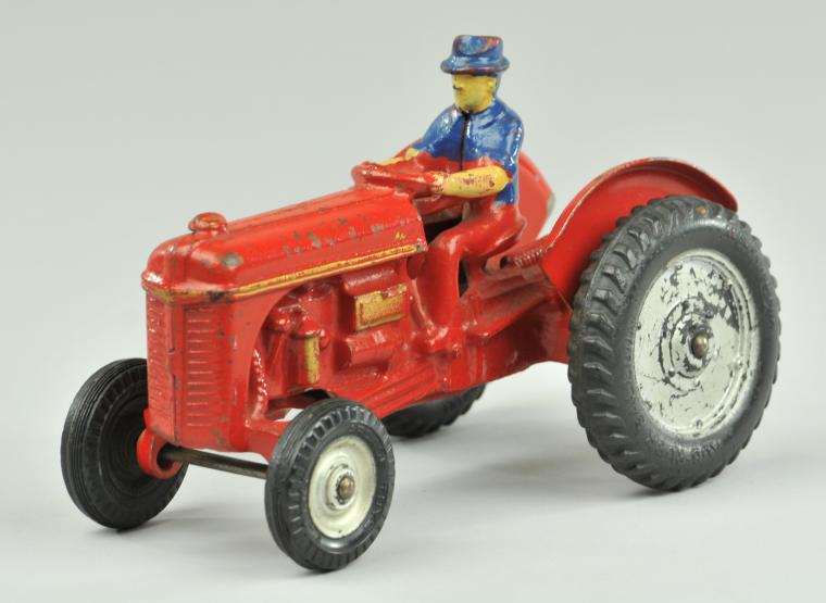ARCADE FORD 9N FARM TRACTOR Cast