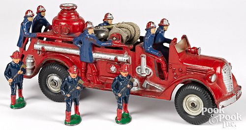 ARCADE FORD PAINTED CAST FIRE TRUCK
