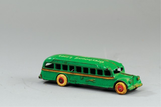 ARCADE GMC GREYHOUND BUS Cast