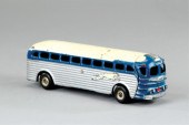 ARCADE GREYHOUND BUS Cast iron