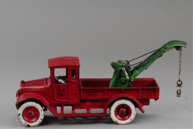 ARCADE IH RED BABY WITH WEAVER