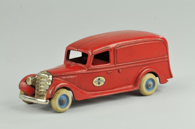 ARCADE INTERNATIONAL DELIVERY TRUCK