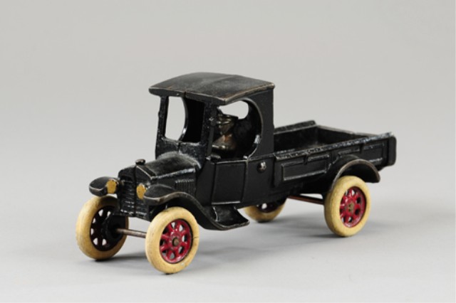 ARCADE MODEL 'T' OPEN BED TRUCK