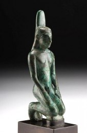 ARCHAIC GREEK BRONZE KNEELING