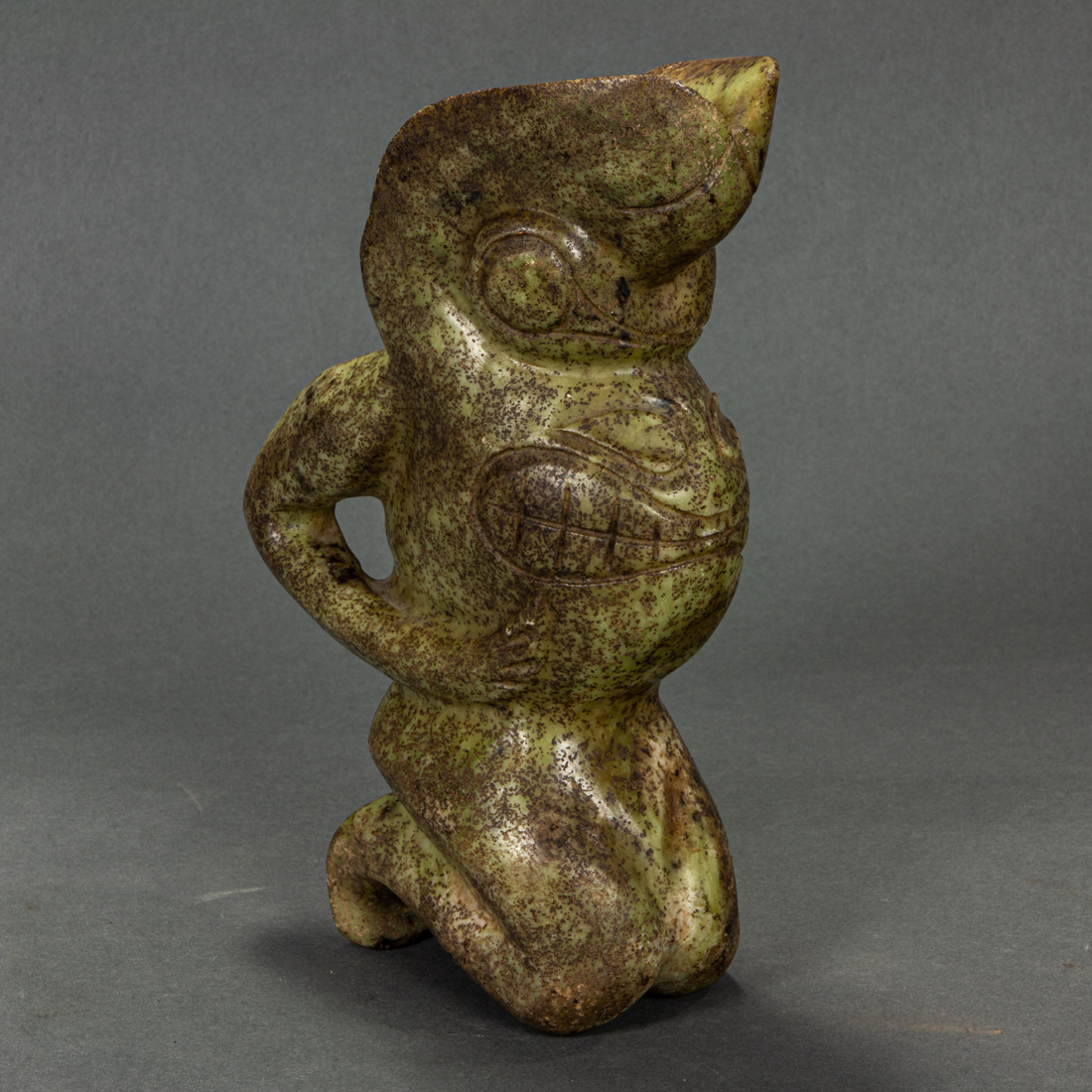 ARCHASTIC STYLE GREEN STONE
