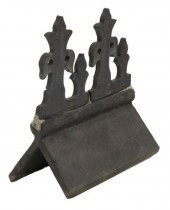 ARCHITECTURAL FLEUR DE LIS ROO
