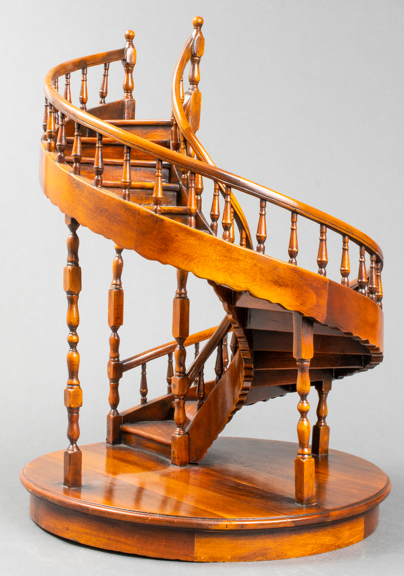 ARCHITECTURAL MAQUETTE MODEL OF A