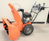 ARIENS DELUXE 28 SNOWBLOWER.Ar
