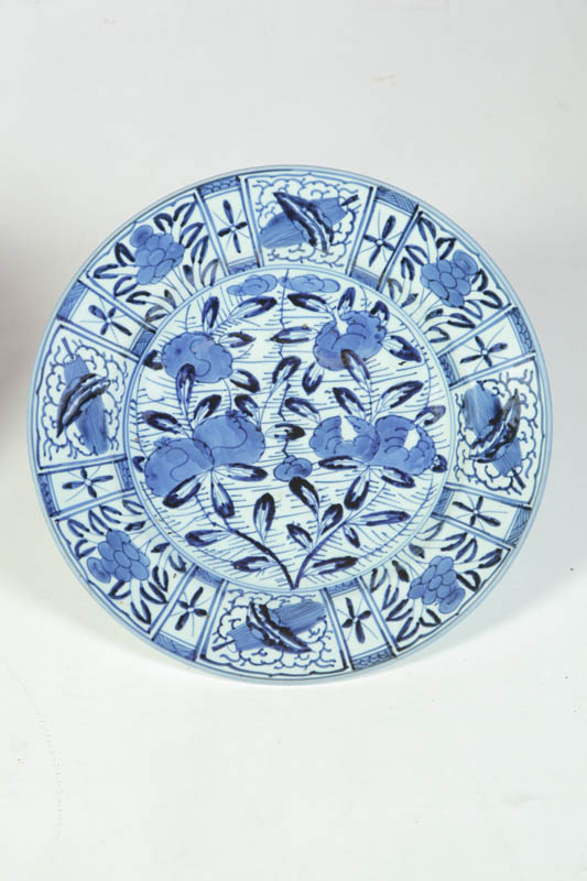 ARITA WARE CHARGER.  Japan 
