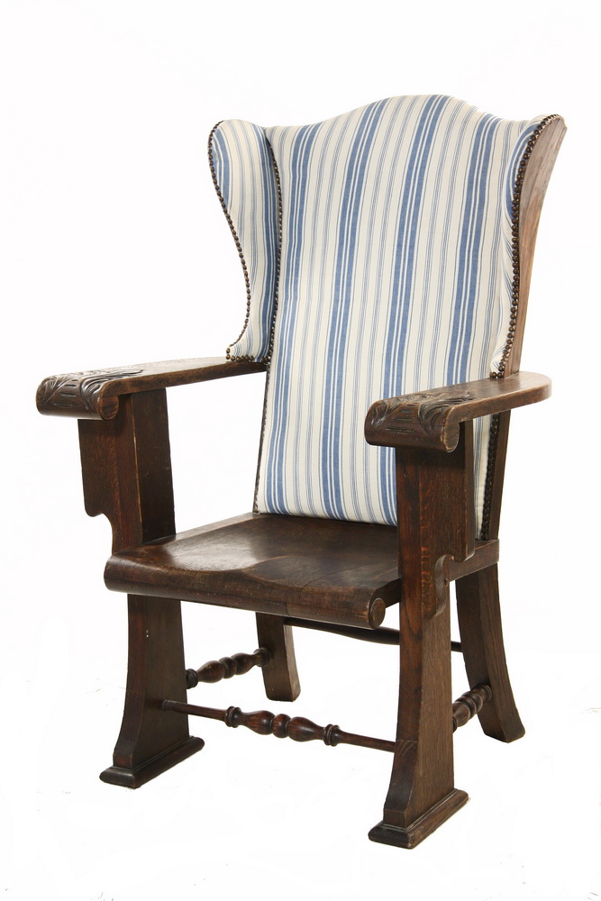 ARM CHAIR - Ca 1905 English Arts