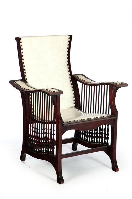 ARMCHAIR.  American or English 