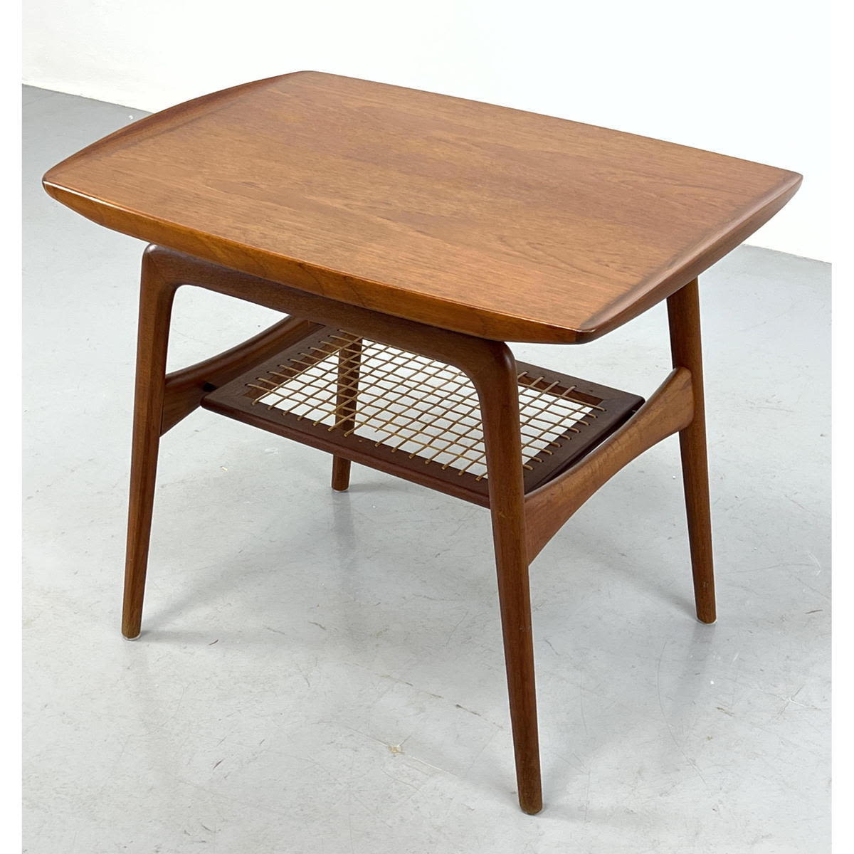 ARNE HOVMAND OLSEN for Mogens